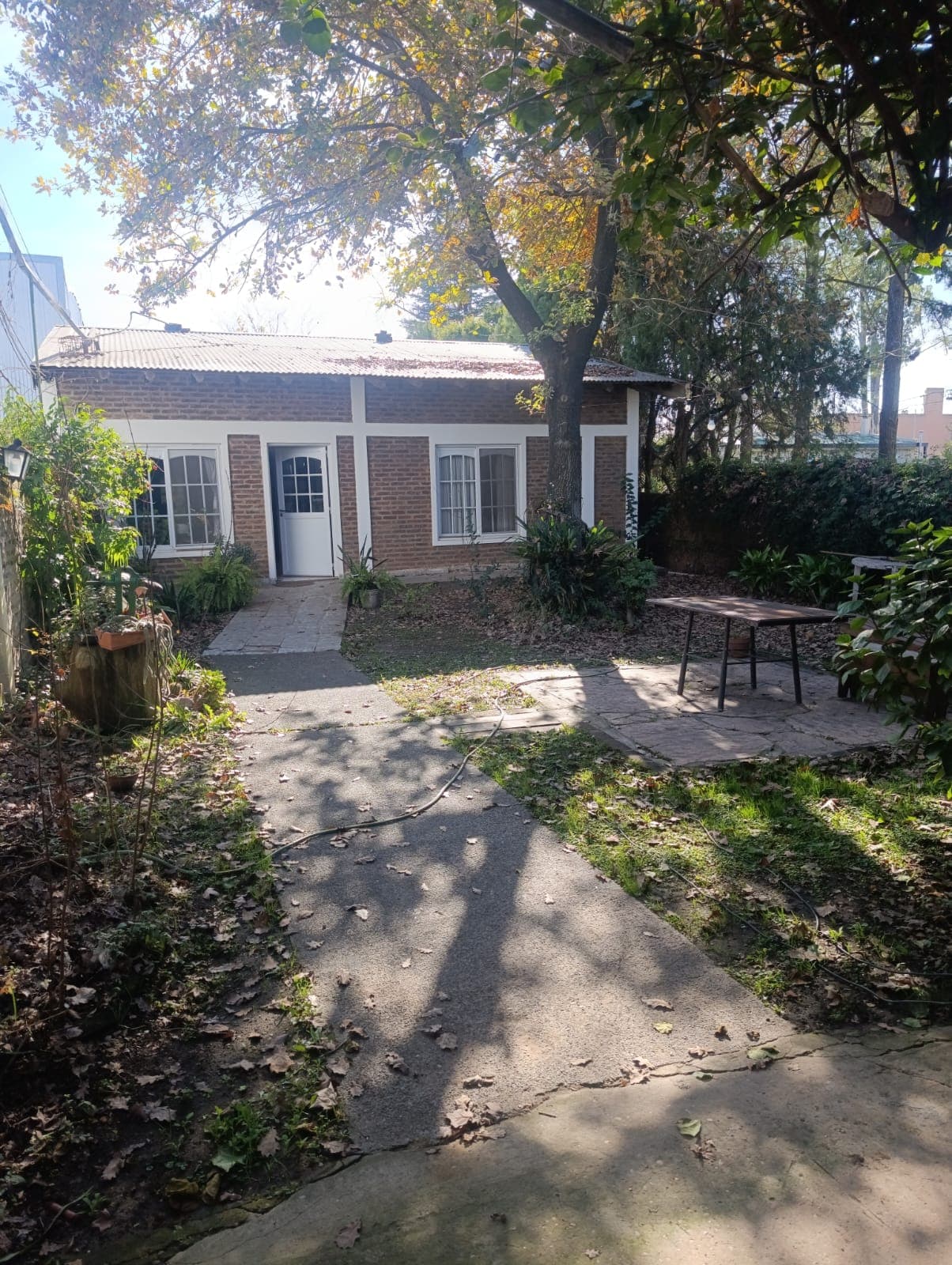 Local + Casa · Alquiler y Venta · J.J. Bruno 2474